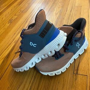 On Running Ankle Shoes - Blue and Brown